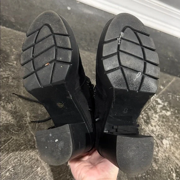 Cape Robbin Black Felicia Western Style Faux Suede Boots 6 - Picture 6 of 7